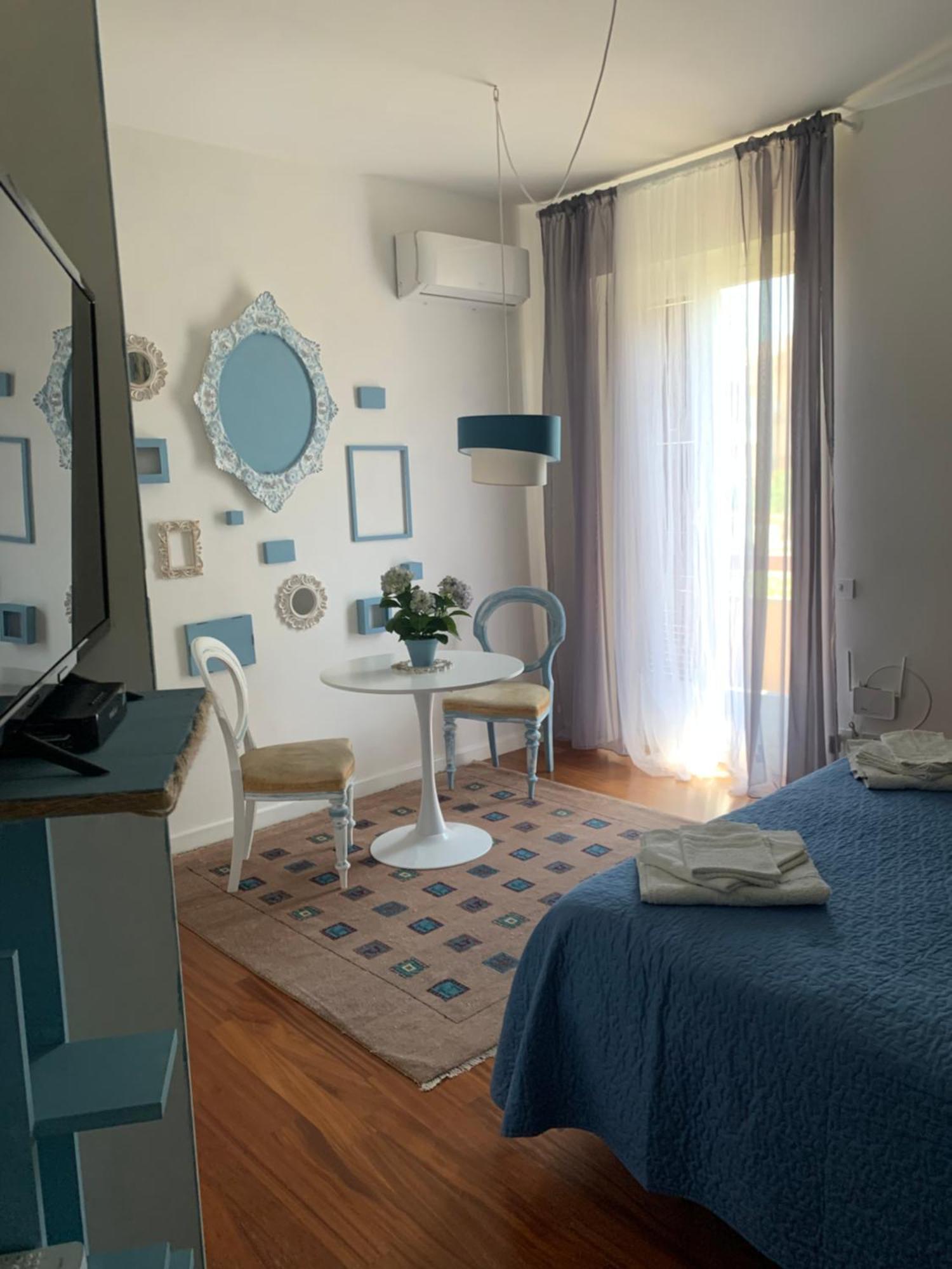 Casa Di Lucia B&B Ладисполи Экстерьер фото
